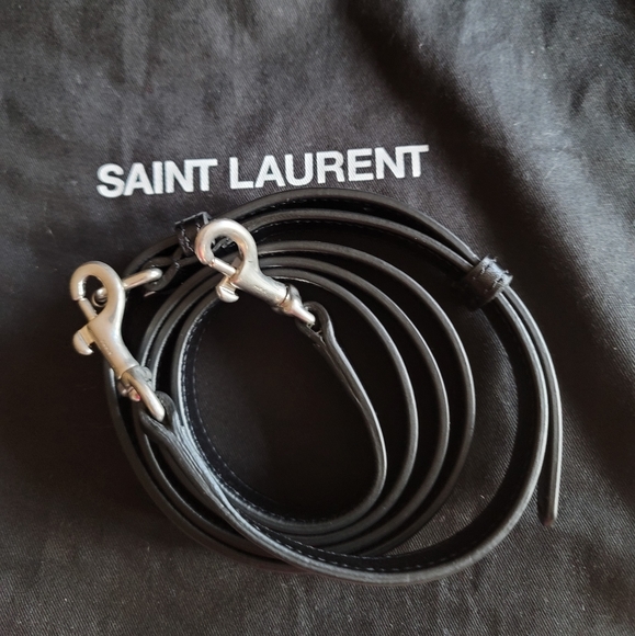 Yves Saint Laurent Nano - Picture 15 of 15